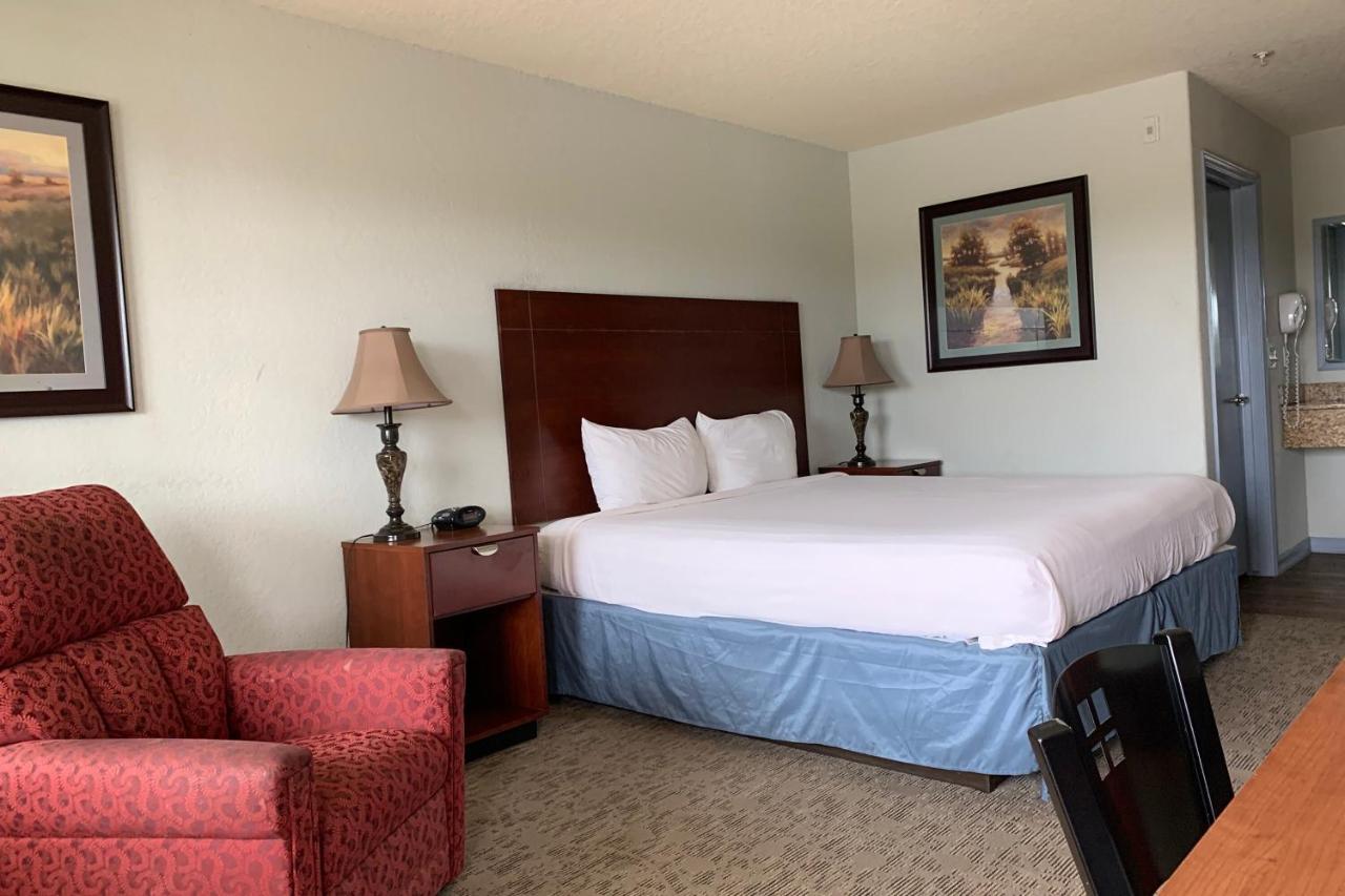 Oyo Hotel Pearsall I-35 West المظهر الخارجي الصورة