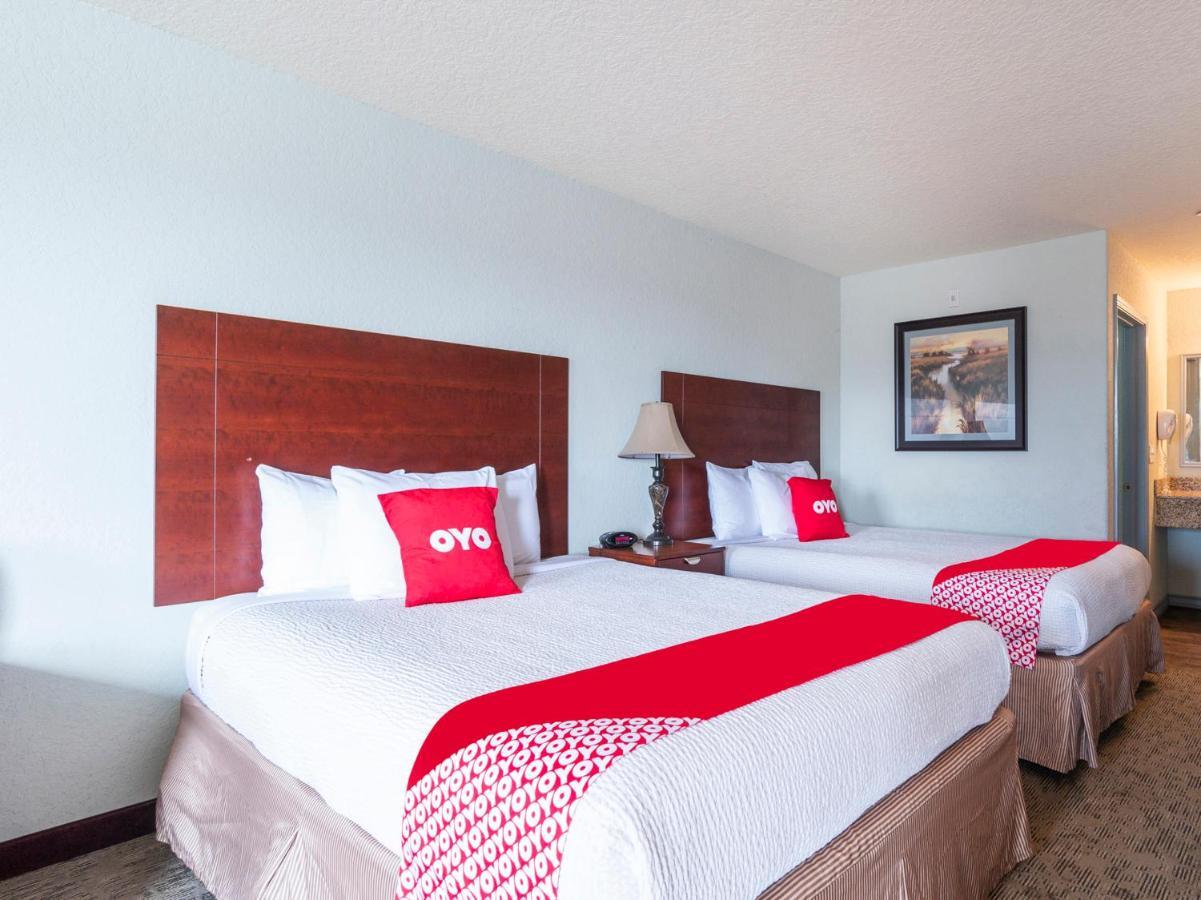 Oyo Hotel Pearsall I-35 West المظهر الخارجي الصورة