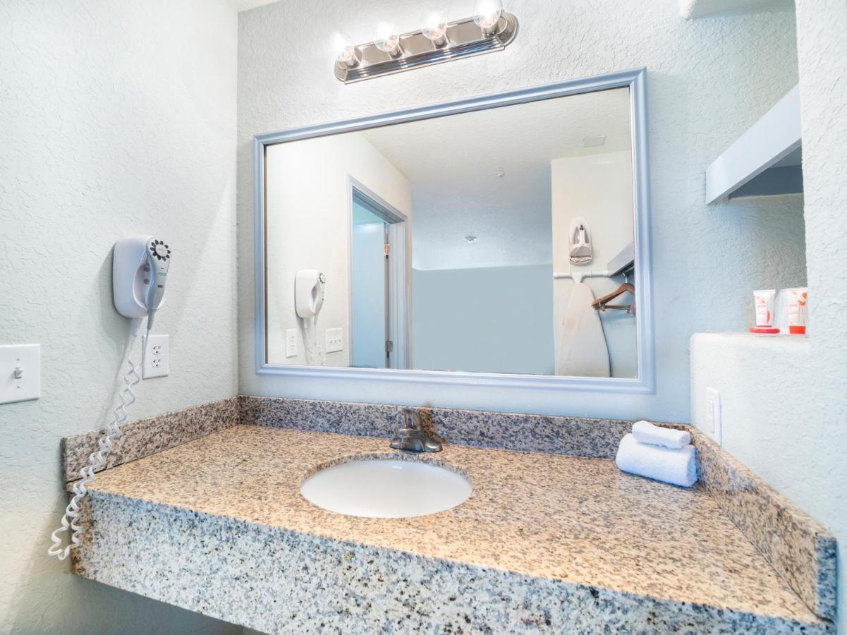 Oyo Hotel Pearsall I-35 West المظهر الخارجي الصورة