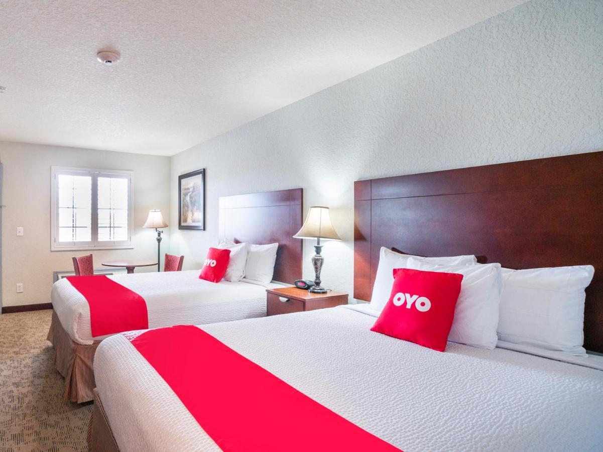 Oyo Hotel Pearsall I-35 West المظهر الخارجي الصورة